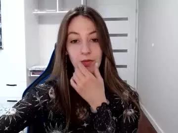 Girls: discover live performances with matured cam models, from teasing to fixations, in a variety of stunning live sex cams.