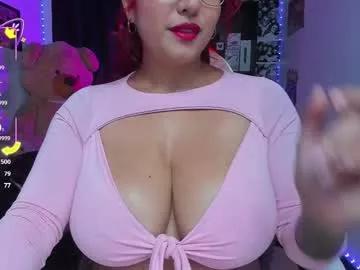 Girls: discover live performances with matured cam models, from teasing to fixations, in a variety of stunning live sex cams.