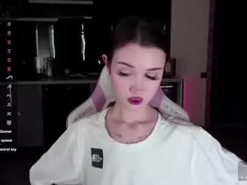 Girls: discover live performances with matured cam models, from teasing to fixations, in a variety of stunning live sex cams.