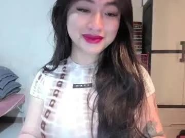 Girls: discover live performances with matured cam models, from teasing to fixations, in a variety of stunning live sex cams.