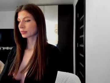 Girls: discover live performances with matured cam models, from teasing to fixations, in a variety of stunning live sex cams.