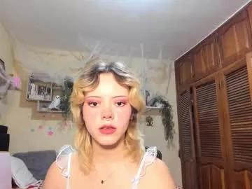 sweetshiro from Chaturbate