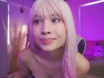 Girls: discover live performances with matured cam models, from teasing to fixations, in a variety of stunning live sex cams.