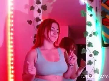 Girls: discover live performances with matured cam models, from teasing to fixations, in a variety of stunning live sex cams.