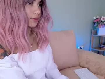 Girls: discover live performances with matured cam models, from teasing to fixations, in a variety of stunning live sex cams.