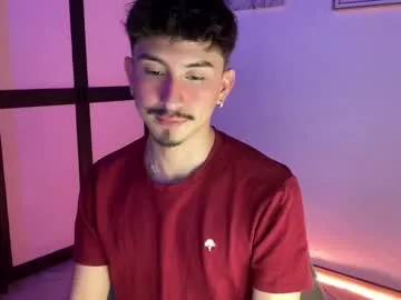 sweettaaron on Chaturbate