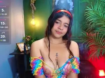 Girls: discover live performances with matured cam models, from teasing to fixations, in a variety of stunning live sex cams.