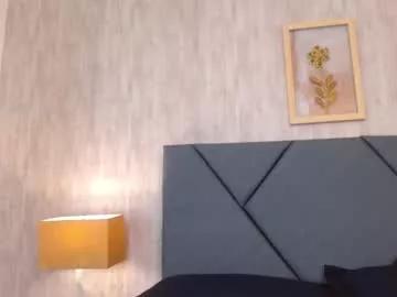 Girls: discover live performances with matured cam models, from teasing to fixations, in a variety of stunning live sex cams.