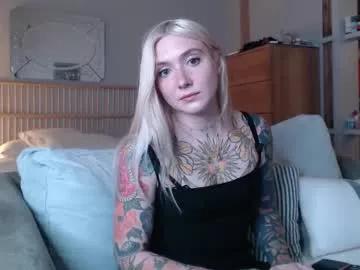 tattoobbgirl from Chaturbate