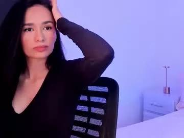 Girls: discover live performances with matured cam models, from teasing to fixations, in a variety of stunning live sex cams.