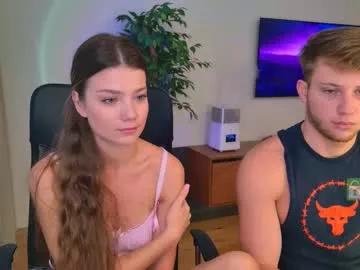 Girls: discover live performances with matured cam models, from teasing to fixations, in a variety of stunning live sex cams.