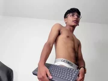 Girls: discover live performances with matured cam models, from teasing to fixations, in a variety of stunning live sex cams.
