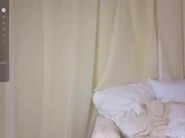 Girls: discover live performances with matured cam models, from teasing to fixations, in a variety of stunning live sex cams.