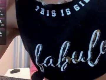 Girls: discover live performances with matured cam models, from teasing to fixations, in a variety of stunning live sex cams.