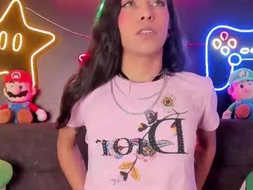 tiffvalentinee_ from Chaturbate