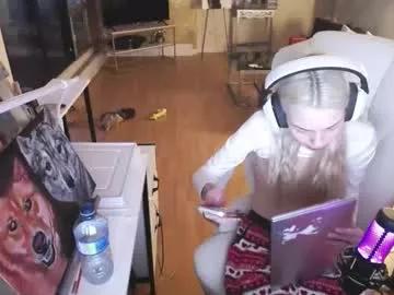 Girls: discover live performances with matured cam models, from teasing to fixations, in a variety of stunning live sex cams.