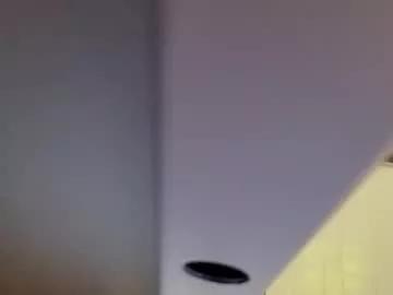tittylovere30 from Chaturbate