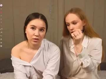 Girls: discover live performances with matured cam models, from teasing to fixations, in a variety of stunning live sex cams.