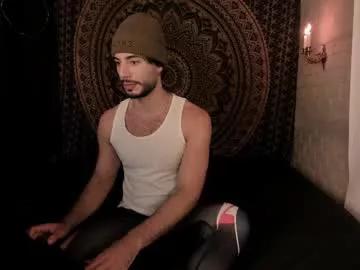 Girls: discover live performances with matured cam models, from teasing to fixations, in a variety of stunning live sex cams.