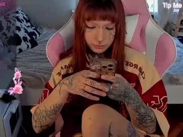 Girls: discover live performances with matured cam models, from teasing to fixations, in a variety of stunning live sex cams.