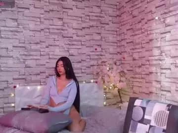 Girls: discover live performances with matured cam models, from teasing to fixations, in a variety of stunning live sex cams.