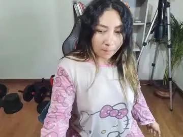 Girls: discover live performances with matured cam models, from teasing to fixations, in a variety of stunning live sex cams.