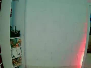 Girls: discover live performances with matured cam models, from teasing to fixations, in a variety of stunning live sex cams.