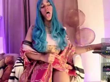 Girls: discover live performances with matured cam models, from teasing to fixations, in a variety of stunning live sex cams.