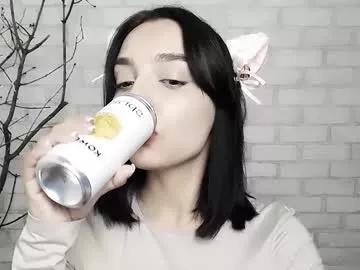 Girls: discover live performances with matured cam models, from teasing to fixations, in a variety of stunning live sex cams.