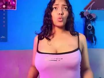 Girls: discover live performances with matured cam models, from teasing to fixations, in a variety of stunning live sex cams.
