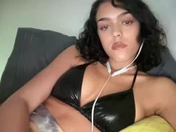 Girls: discover live performances with matured cam models, from teasing to fixations, in a variety of stunning live sex cams.