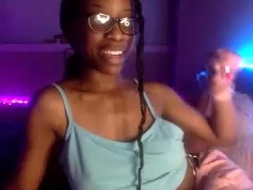 viiickyyy from Chaturbate