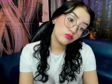 Girls: discover live performances with matured cam models, from teasing to fixations, in a variety of stunning live sex cams.