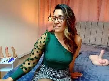 Girls: discover live performances with matured cam models, from teasing to fixations, in a variety of stunning live sex cams.
