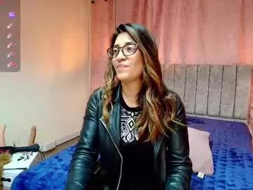 Girls: discover live performances with matured cam models, from teasing to fixations, in a variety of stunning live sex cams.