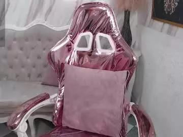 Girls: discover live performances with matured cam models, from teasing to fixations, in a variety of stunning live sex cams.