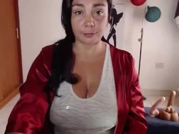 Girls: discover live performances with matured cam models, from teasing to fixations, in a variety of stunning live sex cams.