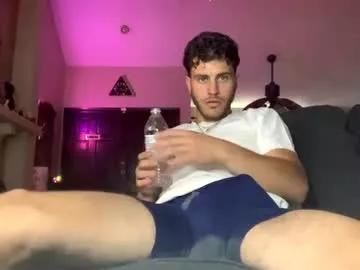 wentbrokeonstrippers from Chaturbate is Freechat