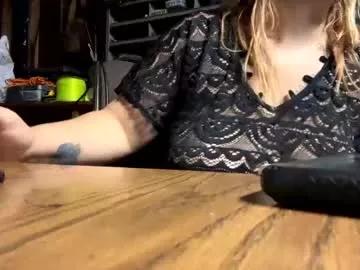 Girls: discover live performances with matured cam models, from teasing to fixations, in a variety of stunning live sex cams.