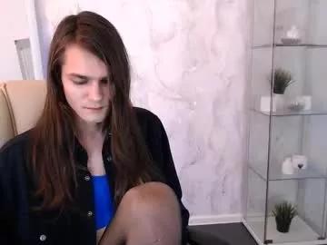 Girls: discover live performances with matured cam models, from teasing to fixations, in a variety of stunning live sex cams.