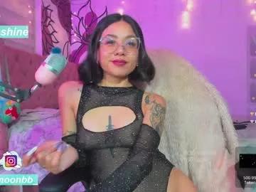 Girls: discover live performances with matured cam models, from teasing to fixations, in a variety of stunning live sex cams.