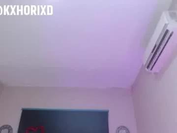xayahnds from Chaturbate