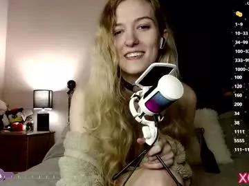 Girls: discover live performances with matured cam models, from teasing to fixations, in a variety of stunning live sex cams.