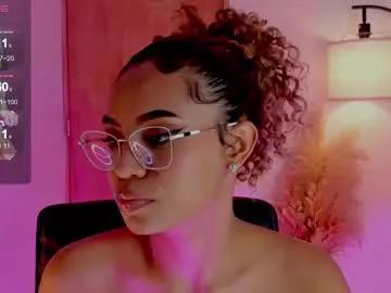 Girls: discover live performances with matured cam models, from teasing to fixations, in a variety of stunning live sex cams.
