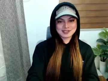 xxjulielovesyouxx from Chaturbate