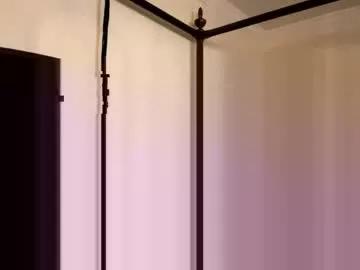Girls: discover live performances with matured cam models, from teasing to fixations, in a variety of stunning live sex cams.