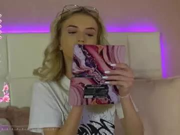 yannajeen from Chaturbate