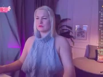 Girls: discover live performances with matured cam models, from teasing to fixations, in a variety of stunning live sex cams.
