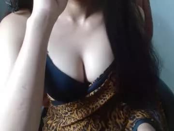 Girls: discover live performances with matured cam models, from teasing to fixations, in a variety of stunning live sex cams.