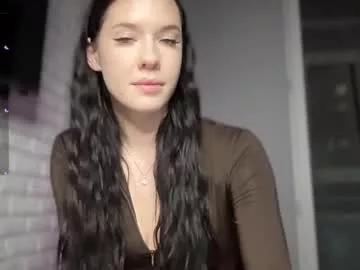 Girls: discover live performances with matured cam models, from teasing to fixations, in a variety of stunning live sex cams.